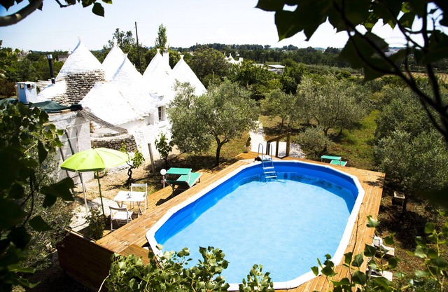 Trulli auténtico con piscina en el valle de Itria Apulia