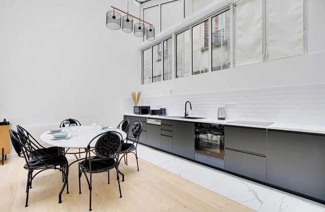 Apartamento Auténtico - 1HAB- 2P- Voltaire