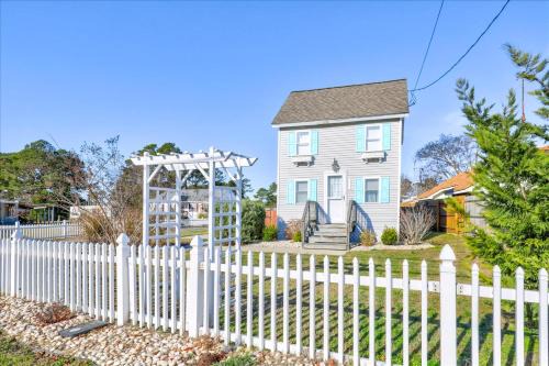 Ava's Beach Cottage