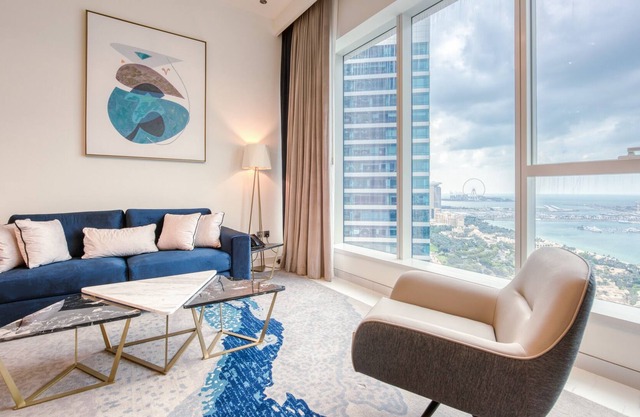 Avani Palm View 2 bed 3 bath | Infinity Pool