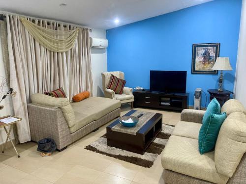 Awami Villa