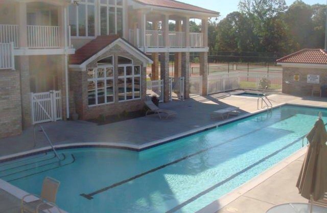 Impresionante condominio en Smith Mountain Lake!