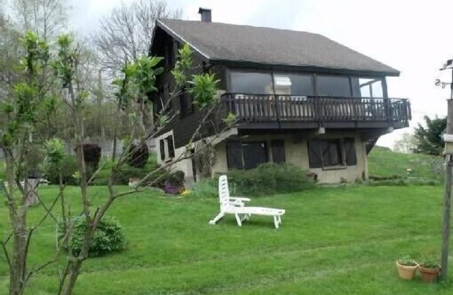 AYDAT Chalet parque volcánico de montaña