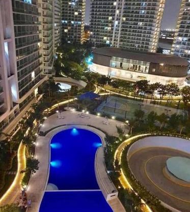 Azure Urban Resort a12 Wavepool near mall airport