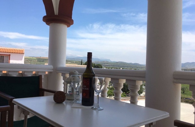 B & B Casa Carrión - muy cerca de Caminito del Rey y el Chorro
