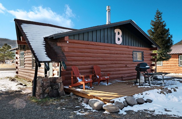 "B" Bear Cabin - South Fork