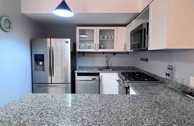 B109- 2BR / 2BTH - Una Habitación Piso, Capacidad 4