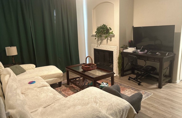 Baby&Pet friendly apartment off chandler and the 101