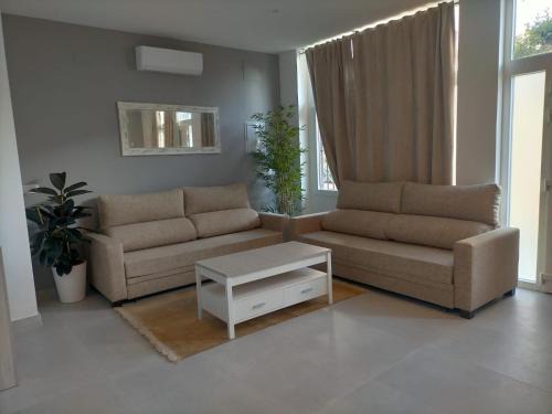Baeza aloja cuenta con servicios a 1 y 5 minutos
