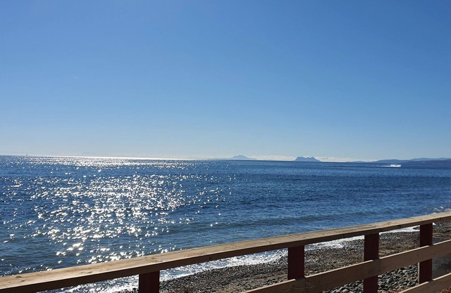 Bahia de la Plata. A luxury 1-bedroom beach apartment