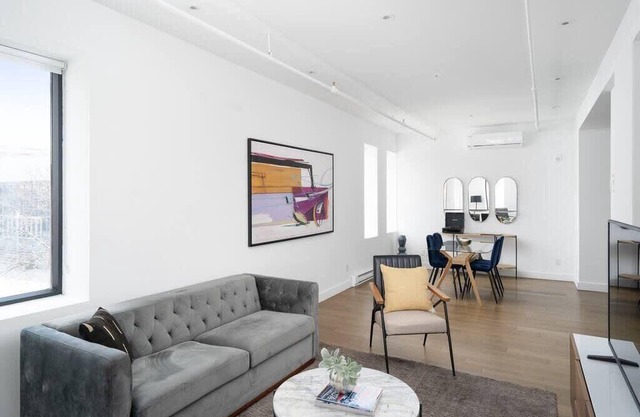 Gem in the city : Modern 1BD in Old/DT
