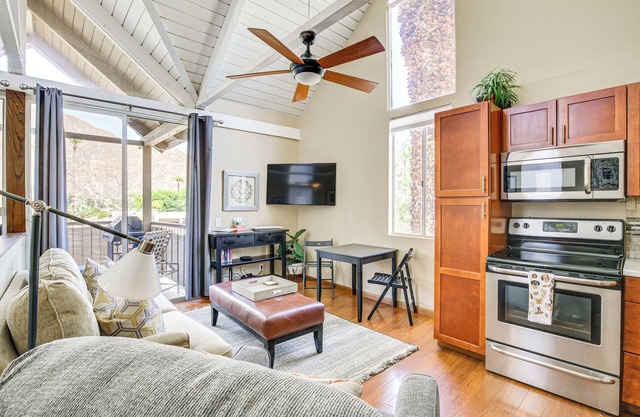 Balcony & Views: Pet-Friendly Indian Wells Unit