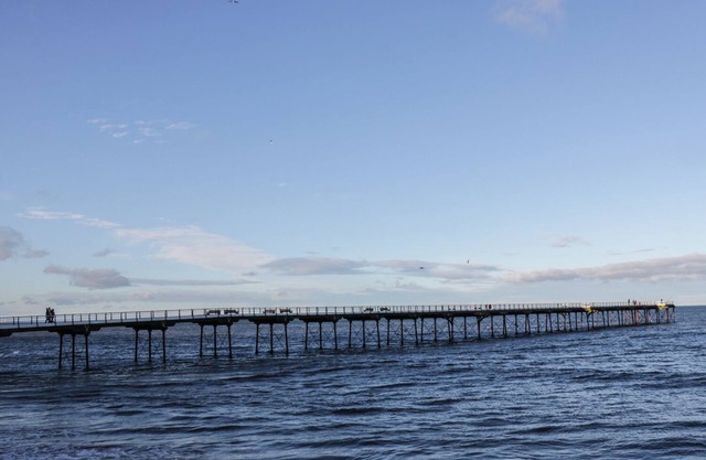 BALMORAL COTTAGE, pet friendly, character holiday cottage in Redcar