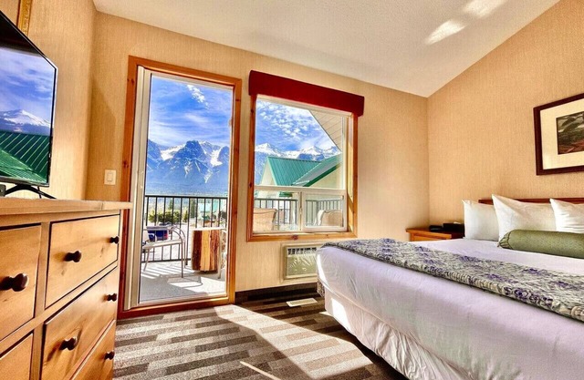 Banff wood lodge- Mtnview/Chalet townhouse/7ppl