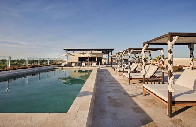Bask in Modern Style Comfort! 4 Spacious Units w/ Kitchenette, Free Parking