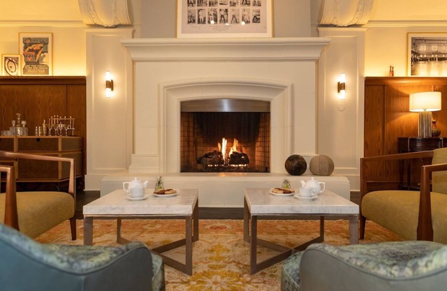 Bay View Room w/ Living Area | Stay Close to Downtown