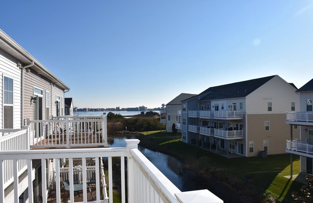 * RESERVAS PARA 2020 * OC OCCIDENTAL * ESPACIOSO 3 BD / 4 BA * VISTA DE LA BAHÍA * PISCINA * PERRO AMIGABLE *
