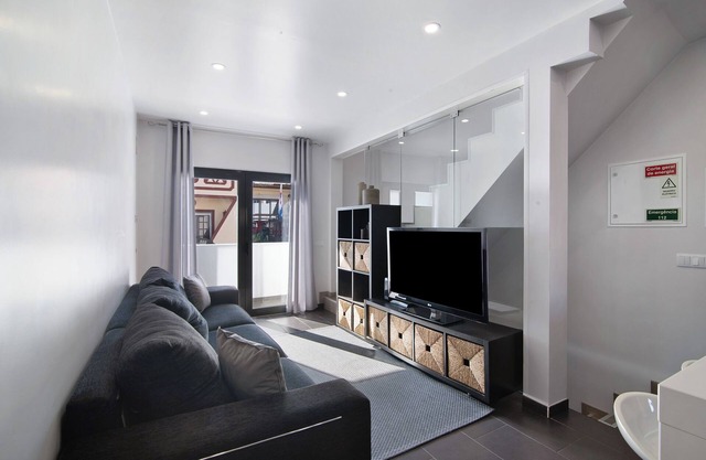 Be Glow Home con terraza, balcones y Wi-Fi