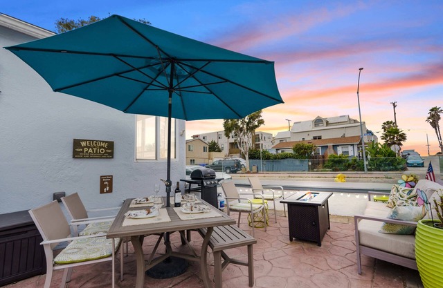 Beach-2-Bay 2br - In the Heart of Mission Beach!