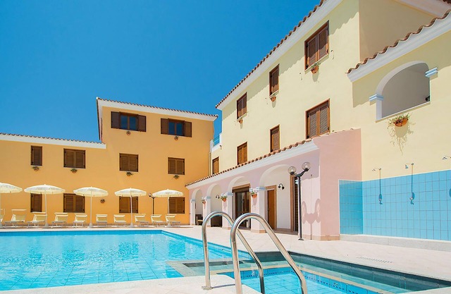 Apartamento frente a la playa en Orosei