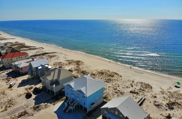 August Discounted! Beach front w/ Pools/Tennis/Pickleball