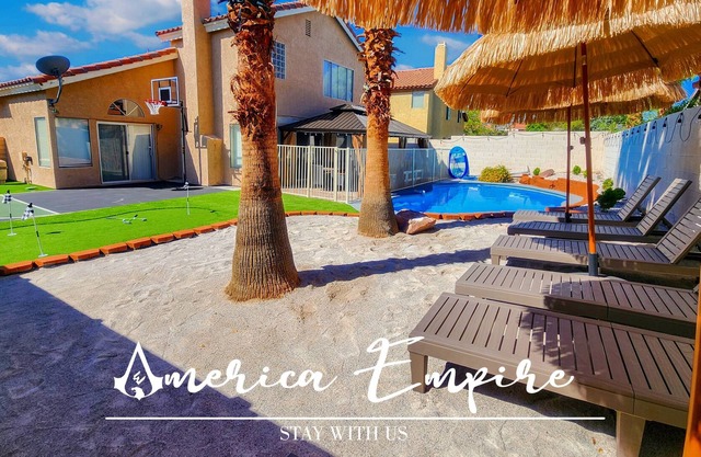 * 𝐒𝐚𝐧𝐝 Beach Gold Class Luxury VILLA with Game Room