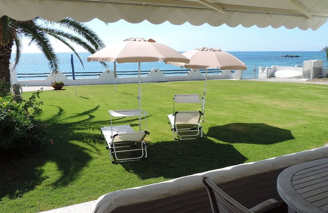 Casa de playa con acceso privado a la playa.