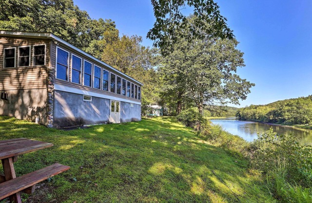 ¡NUEVO! Beach Lake Cabin en Delaware River w / Sunroom!
