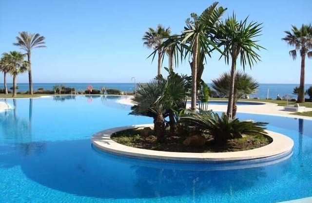 Apt costeras.Fab.Piscinas.A pie a todas las instalaciones.COMIDA Gratis lleve.