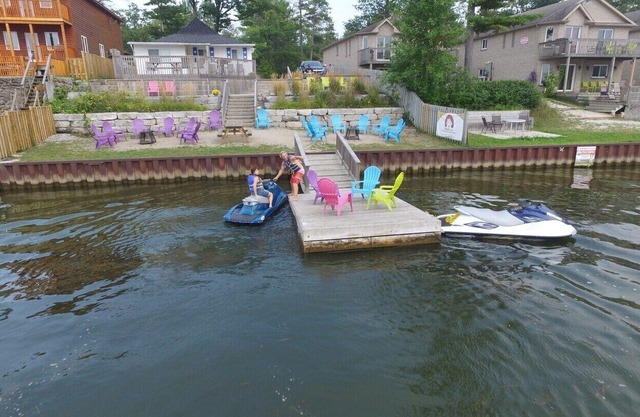 Riverfront Cottage 3 - Wasaga Beach