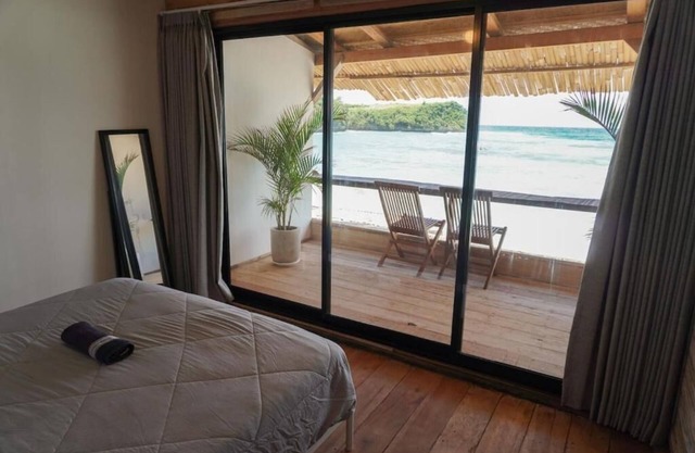 Beachfront - Surf Lodge 3
