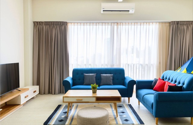 Apartamento familiar de 2 dormitorios frente al mar con vista al mar