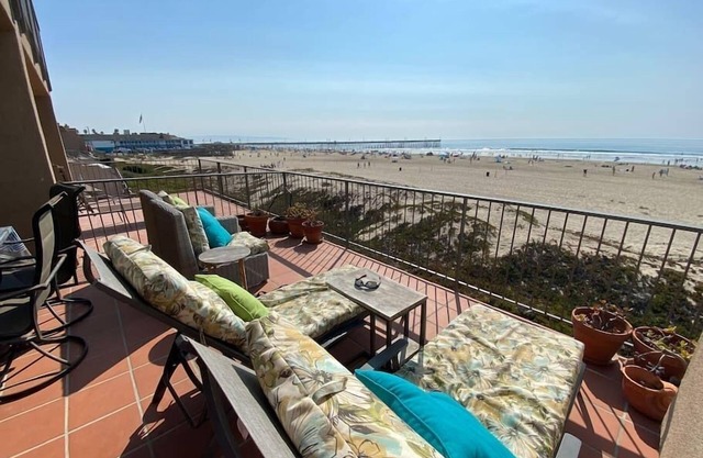 Frente a la playa de lujo de 3 dormitorios condominio! EN LA ARENA PISMO DEL CENTRO