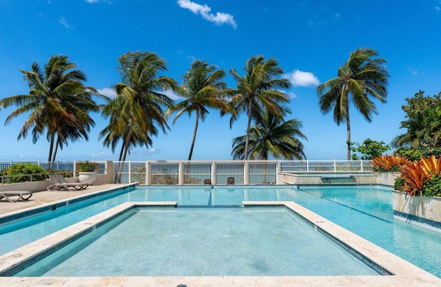 Mar Azul Beachfront 7th floor unit with amazing views