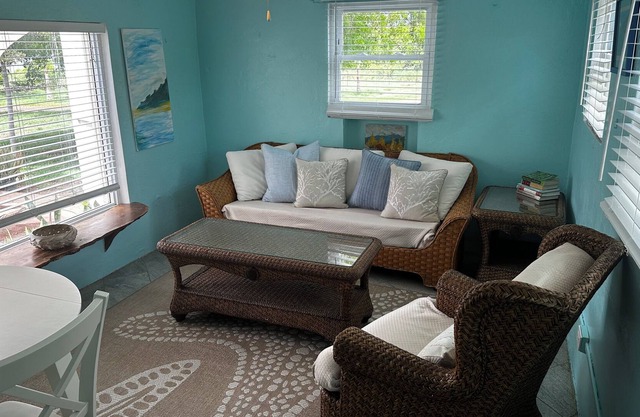 Beachfront Estate - Apartment