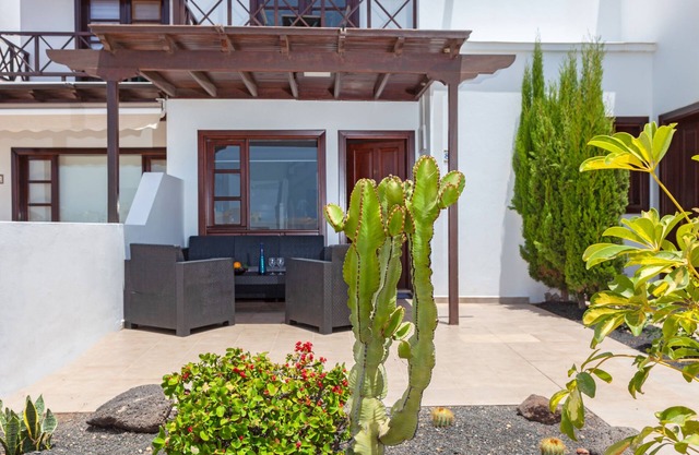 ! PROMO 10-21/9! Seafront house, unobstructed view of Fuerteventura, swimming pool