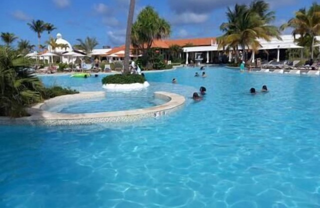 Luxury Beachfront Grand Hyatt Golf