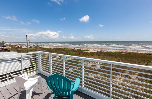 Melody - 2Br 2Ba Sleeps 8 - Beachfront Sea Isle!