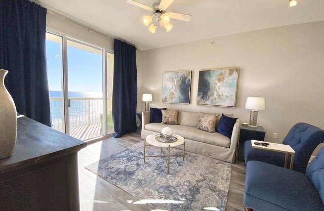 ☀️Beachfront-Pool+Hot Tub-Fab Amenities-Celadon 405☀️