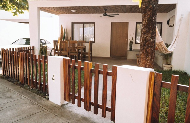 Beachfront Reef Break Villa @SurfCity