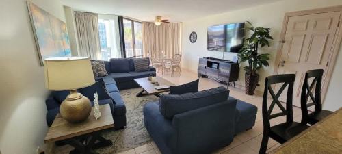 Beachfront Resort with Heated Pool Saida Royale 9039