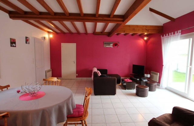 Casa rural Denneville, 3 dormitorios, 6 personas