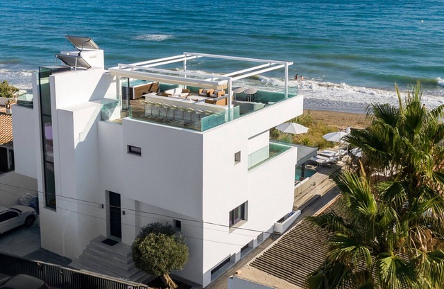 Beachfront Villa with Heated Pool & Spa