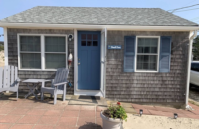 Beachland L - Cozy East Sandwich getaway, steps from beach