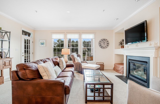 Bear Trap Dunes Lake View Condo w/ WiFi, Shared Pools, Tennis, & Gym - Dogs OK