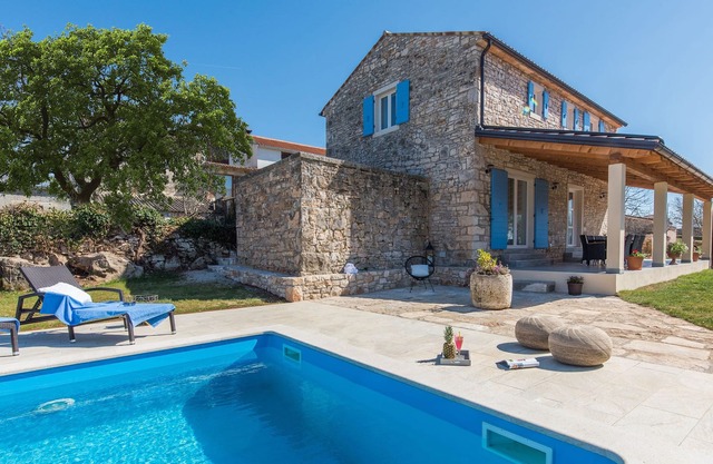 Villa lujosa en Sveti Lovreč, Croacia Con piscina