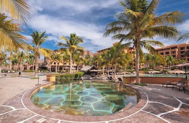 Beautiful Villa del Palmar Suite at the Islands of Dazante Bay