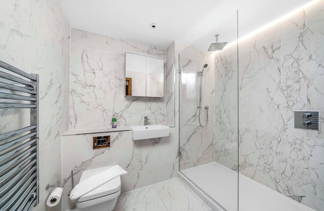 Beautiful 1 Bed Flat in Holborn