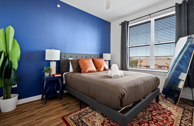 Beautiful 1BR in Riverside 2765