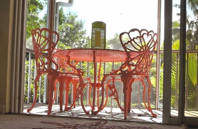 Hermosa casa de pueblo / 2 baños 2 bdr; mascota amigable; 5 minutos a pie de playa